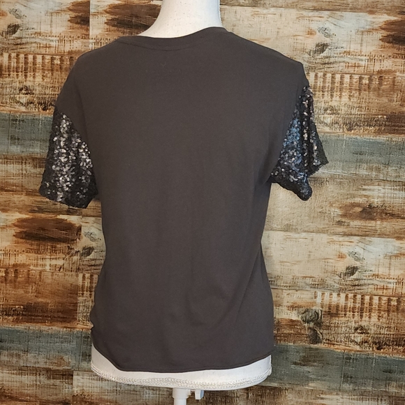 ๐ 3 for $15 Deal! ๐American Eagle Outfitters gray with sequin sleeves XS - Picture 3 of 7
